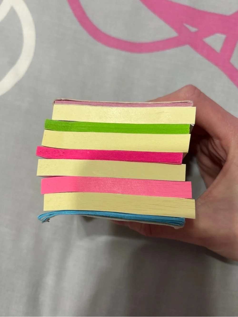 Post-It included colors